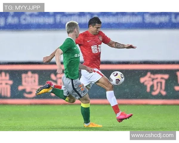 深圳足球队实力飙升创历史新高引发球迷热议与期待